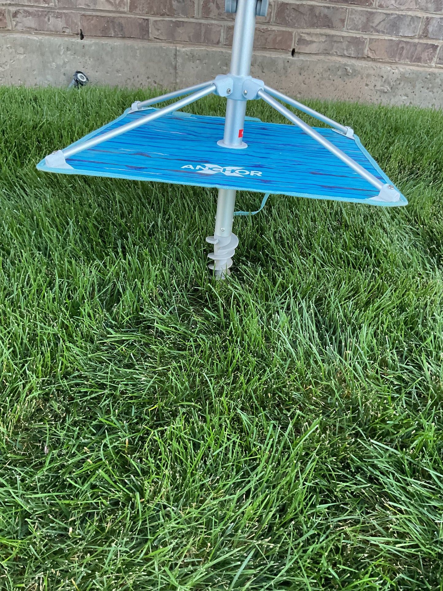 TB BEACH UMBRELLA