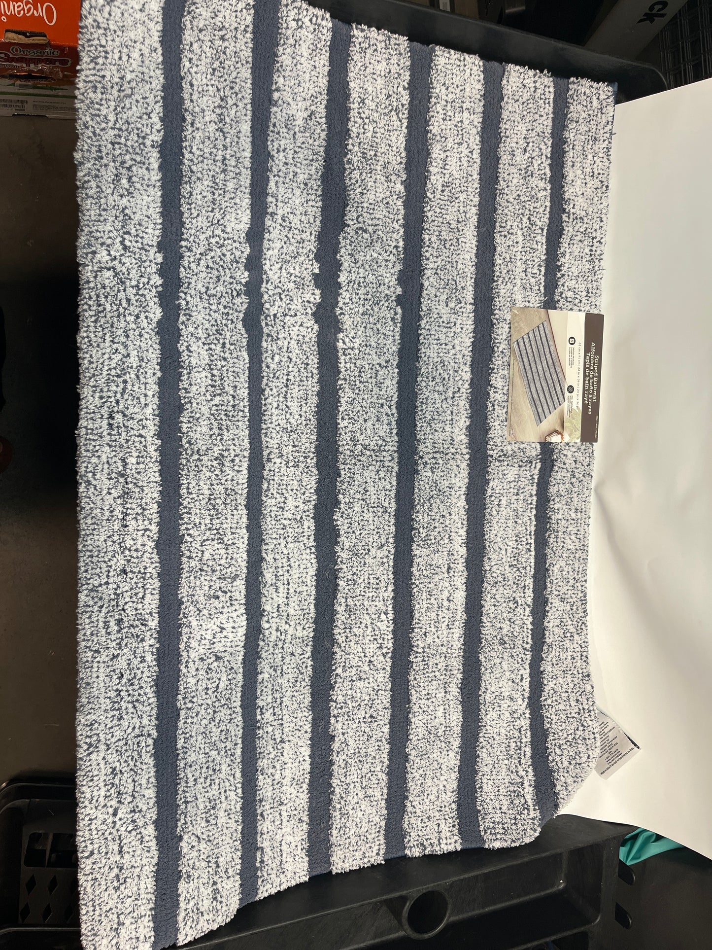 MULTINEEDLE BATH RUG