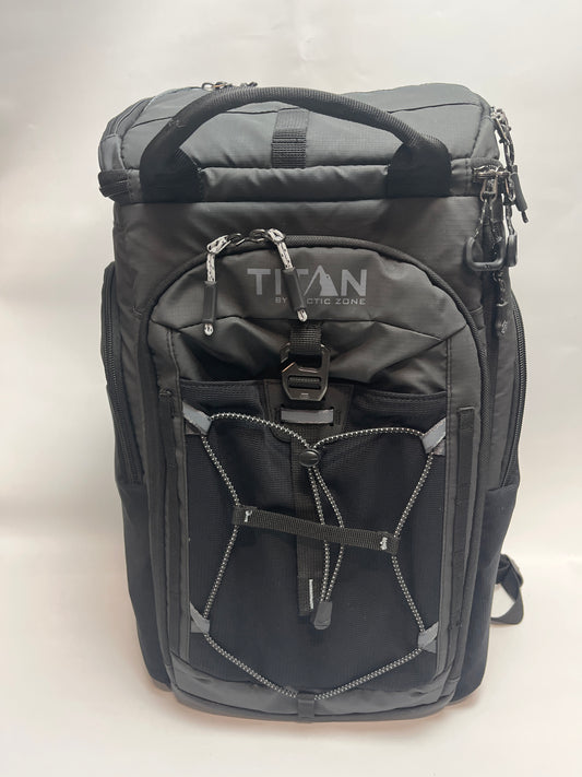 TITAN 26-CAN BACKPACK