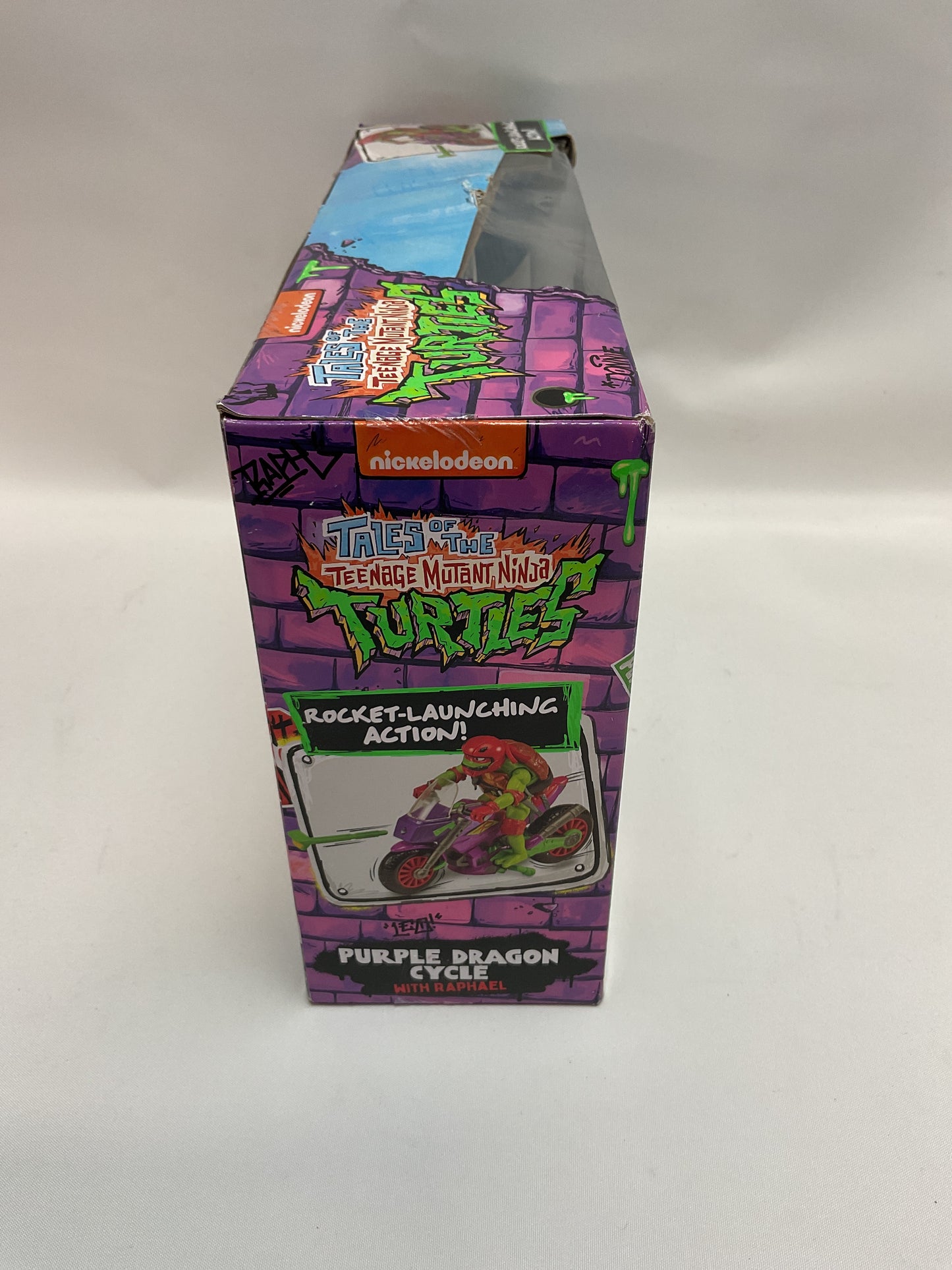 Tales of Teenage Mutant Ninja Turtles: Purple Dragon Battle Cycle with Exclusive Raphael Figure by Playmates Toys