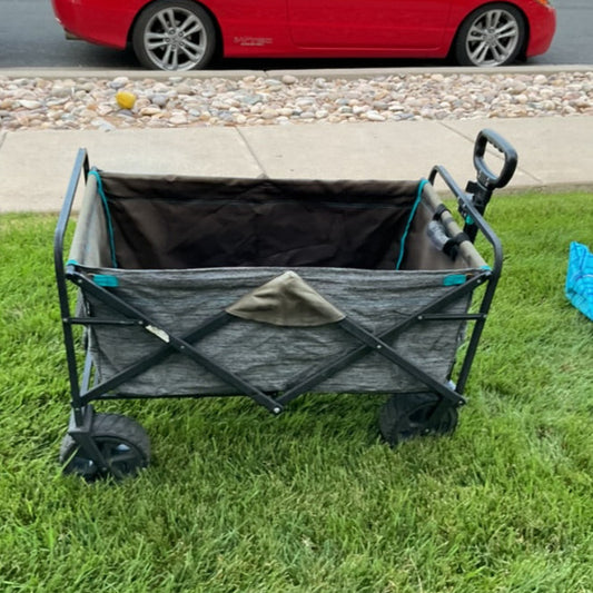 USED- Folding Wagon With Breaks