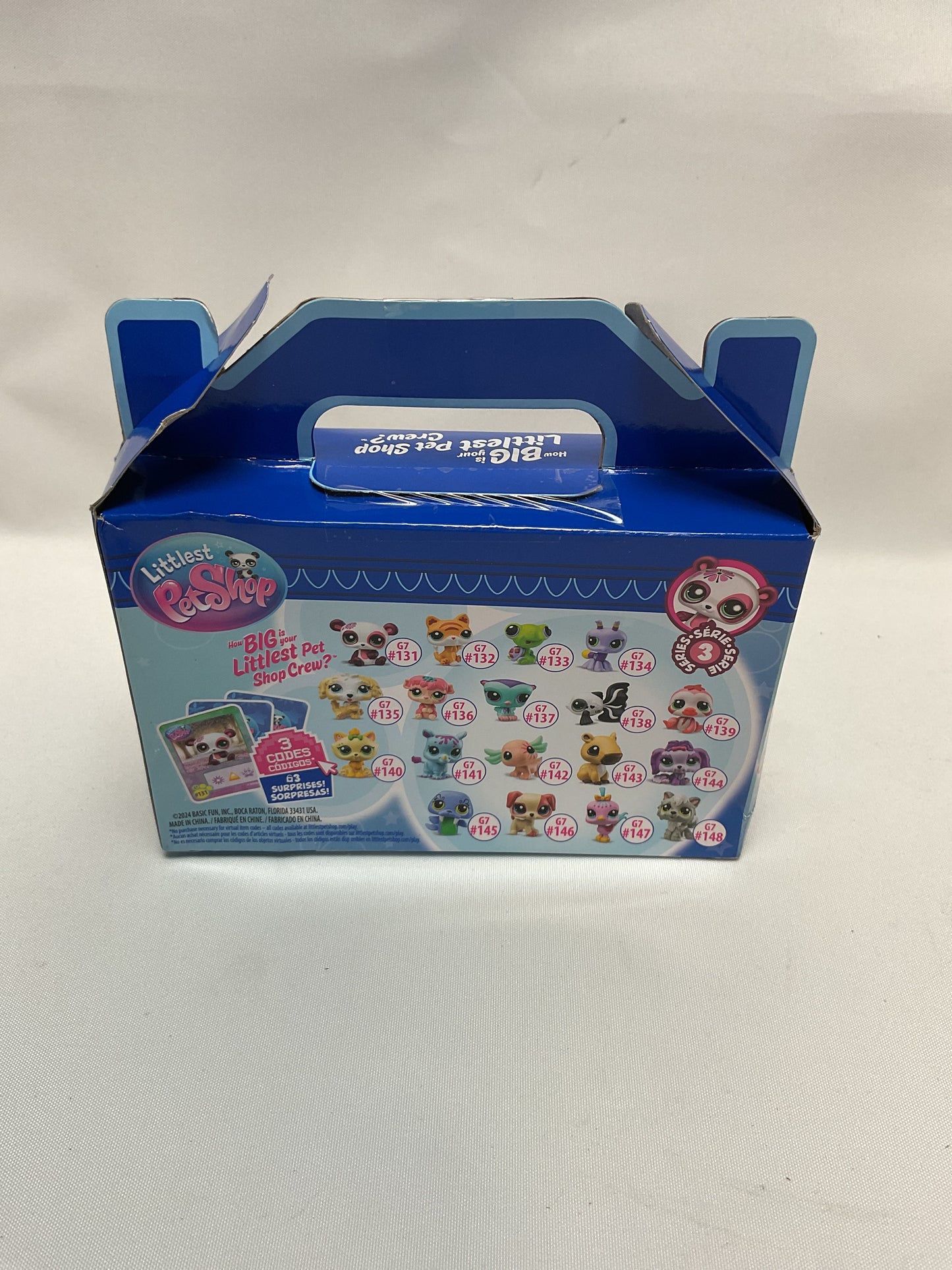 Littlest Pet Shop - Pet Surprise 3-Pack - Series 3, Gen 7 Authentic LPS Bobble Head Toy Figure, Collectible Toy Animal, Ages 4+