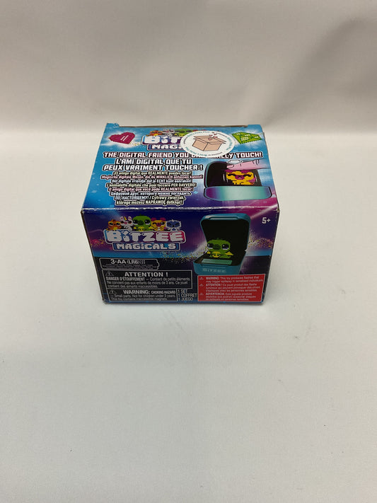 Bitzee, Magicals with 20 Interactive Characters Inside, Reacts to Touch, Digital Pet Kids Toys for Ages 5 and up