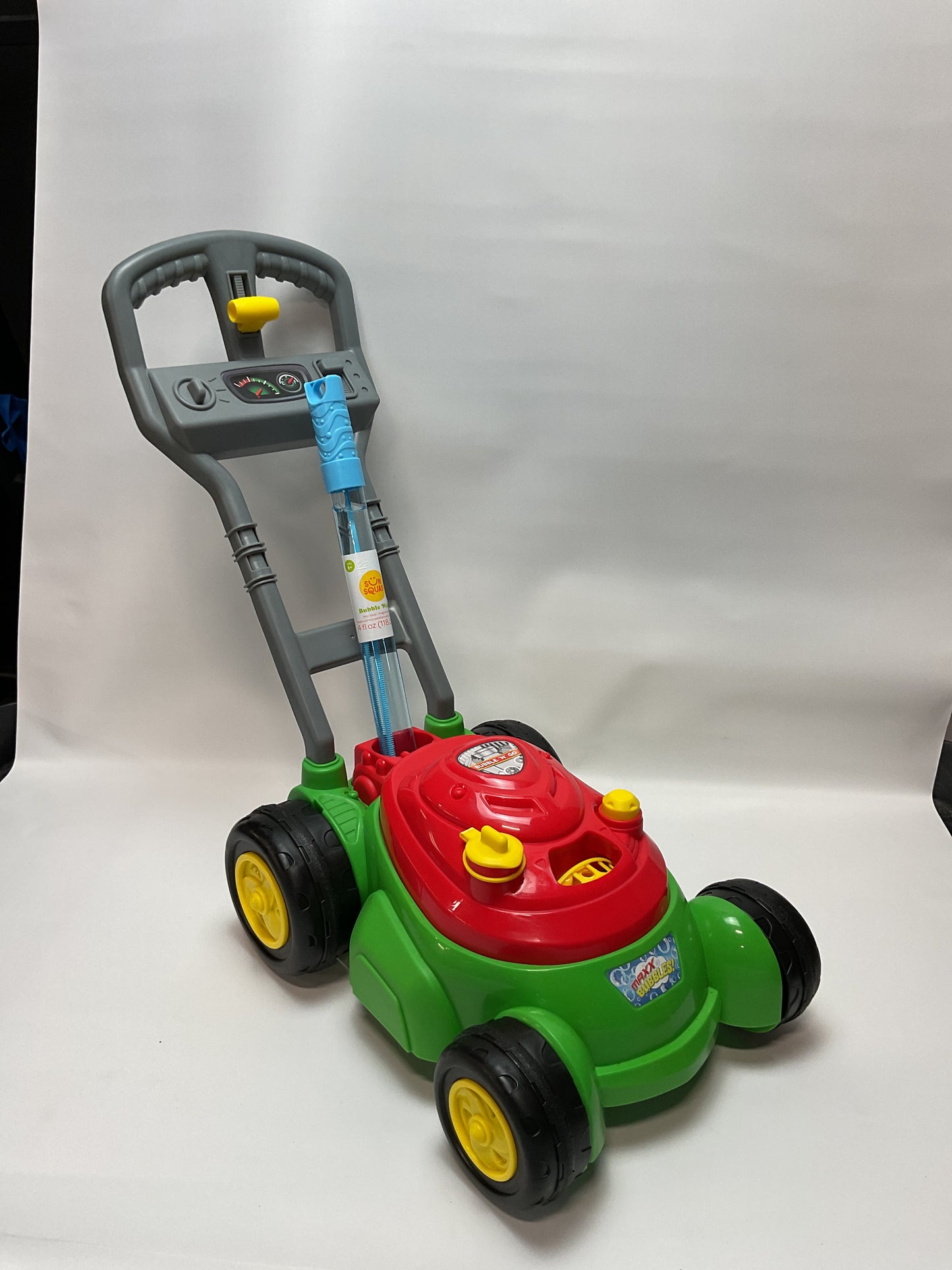 Maxx Bubbles Deluxe Bubble Lawn Mower Toy – Includes 4oz Bubble Solution | Outdoor Bubble Machine for Kids | Easy to Use, No Batteries Required | Amazon Exclusive, Red – Sunny Days Entertainmen