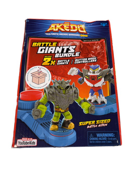 Akedo - Ultimate Arcade Warriors Battle Giants Versus Pack - Scratch-Atron VS Tonk - Mini Battling Action Figures Ready, Fight, Split Strike